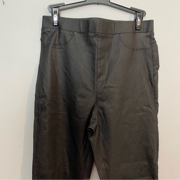 Jodifl Vegan Leather Leggings - Picture 4 of 13